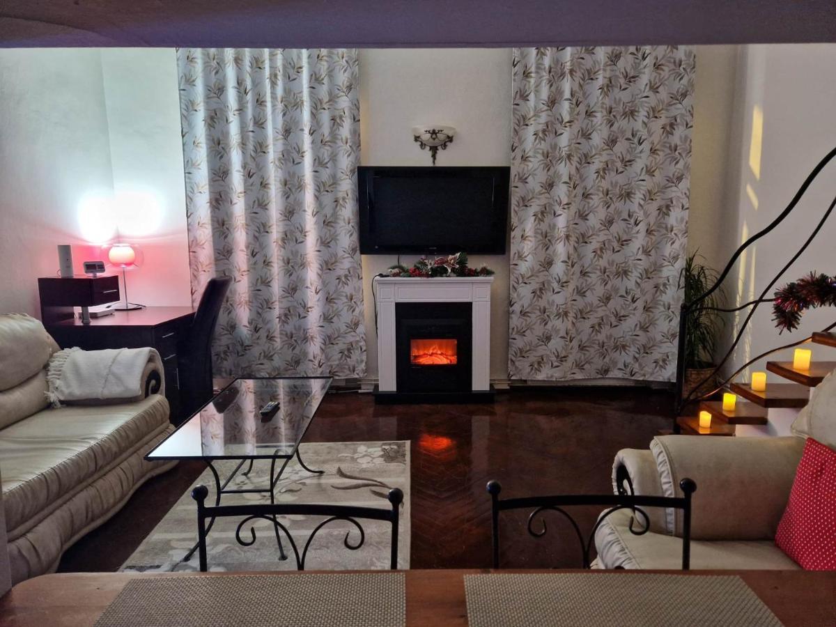 Sabin Apartments Private Parking Braşov Extérieur photo