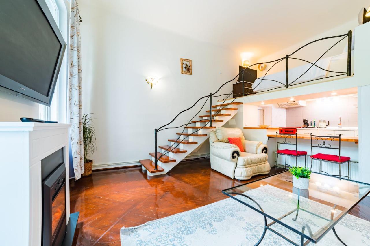 Sabin Apartments Private Parking Braşov Extérieur photo